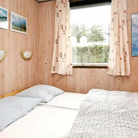 펜션 Three-bedroom In Lokken 41 *